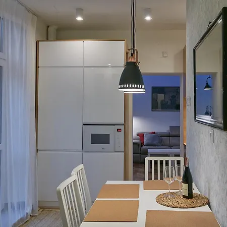Apartment Stylish In - Old Town